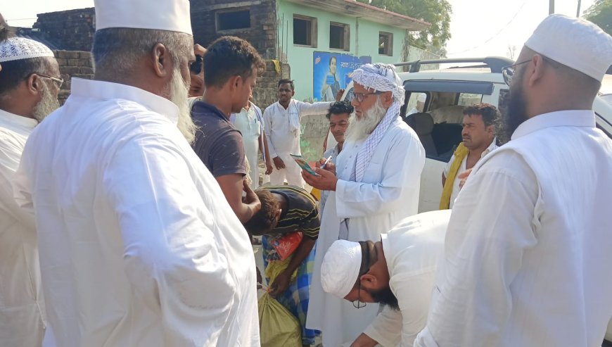 मौलाना सरवर क़ासमी का दौरा: दंगा प्रभावित इलाकों में जाकर पीड़ितों की मदद की।